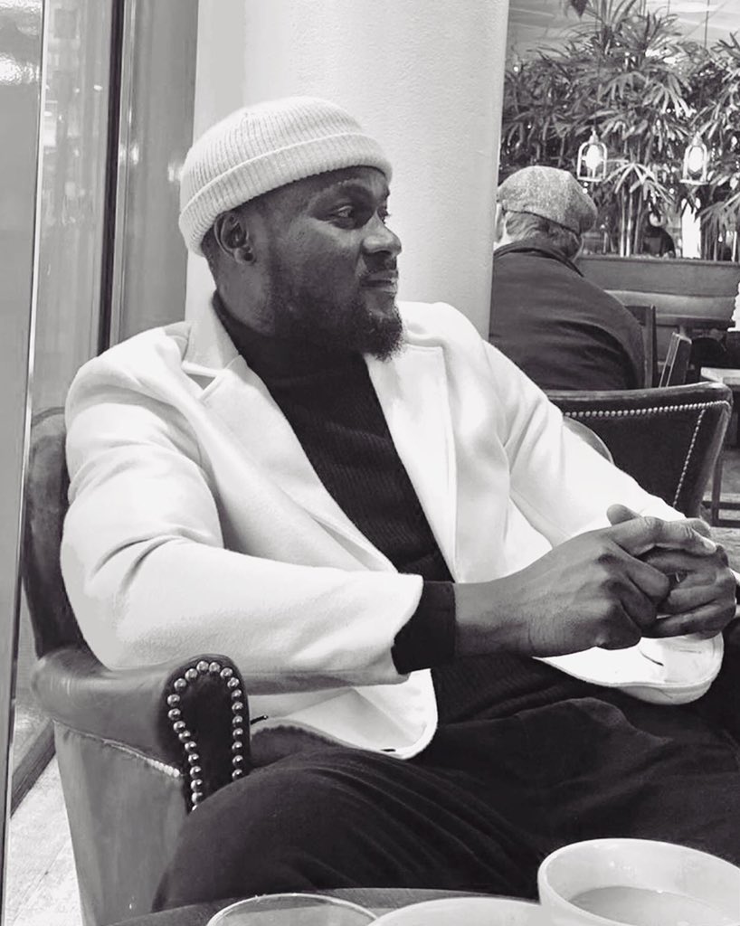 acewordofficial's tweet photo. The world is run by those willing to sit until the end of meetings.
#stillinthemeeting #aceword #afrobeat #music #afrornb #afropop #closer #ajebo #naija #malmo #sweden #nigerian #model #meeting #talk #focusalbum https://t.co/z349wbJW6l