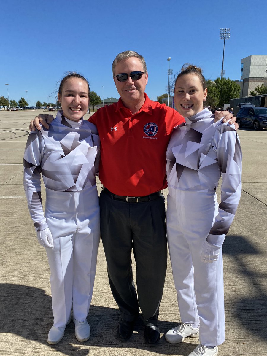 bomanlynn's tweet photo. UIL marching contest today.  Love that we have amazing directors, admin support and parents!  Best of luck @aubrey_band @aubreyisd @Frogman87 https://t.co/UzK77PCWKA