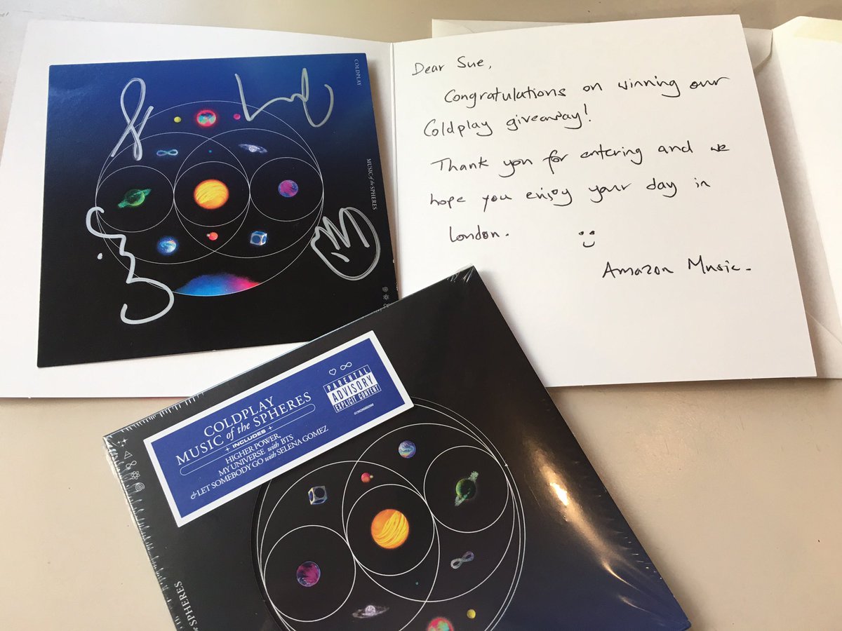 poddiesLoVe's tweet image. 24 hours in London, bit of a 💎meet up at the Bakery, then we’re invited to dance with a Kaotican, get immersed in an immersive experience and gifted some goodies!
Thanks to @AmazonMusicUK and @coldplay #MOTS #Loveit 🙏