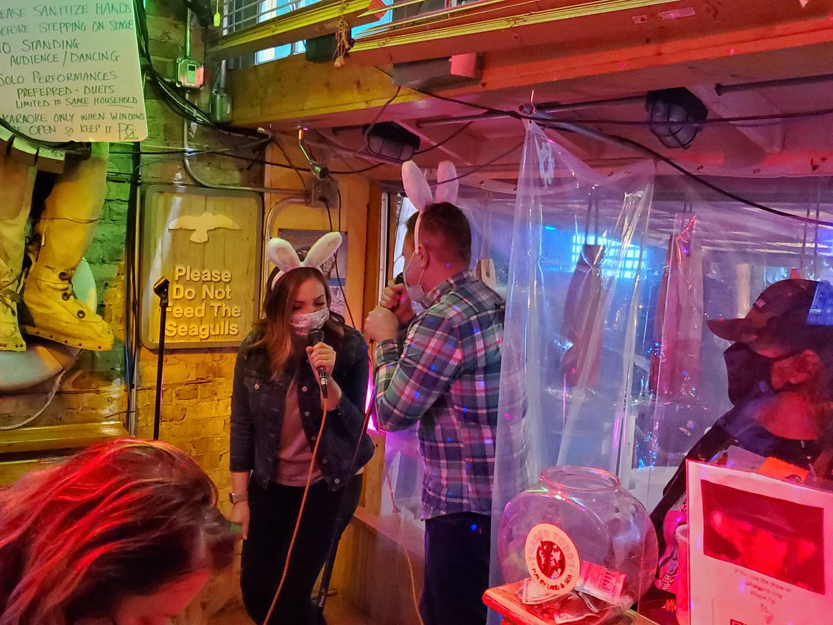 TraderTodds's tweet photo. Hop over and start singing at Trader Todd's Karaoke https://t.co/jZtvvTJdHt