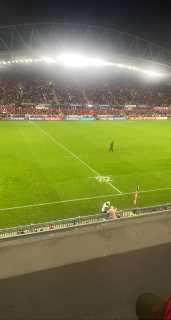 Different field today #Munster #thomondpark 👍