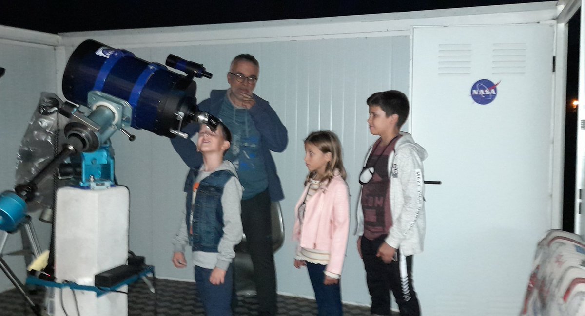 Josep_Trigo's tweet image. THE MOON TONIGHT is 83% illuminated. We organized a special session from #MontsenyObservatory #Catalonia open to friends with children, now enjoying with us the event #ObserveTheMoon.
Learning about #MoonEarthCommonHistory!

@NASAMoon @DubnHG1 @LPItoday @Foreign_Cat @OnMoonAgain