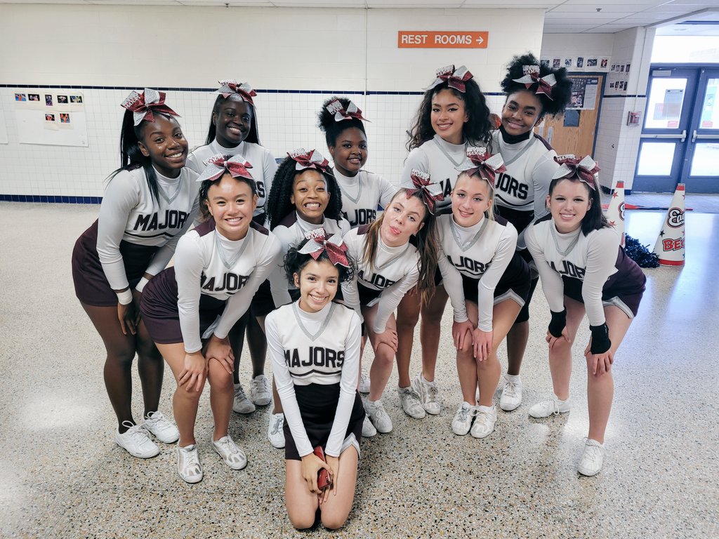 MVCoachCourtney's tweet photo. Great sportsmanship no matter the place. Tough finals but we'll be back for regional semi's Wednesday! Meet us at SoCo! Congratulations to Ayla, Trinity, Vickie and Kailah for making 1st team all district! 📣❤🤸🏾‍♀️ #MajorCheer https://t.co/a4yetlK7E3