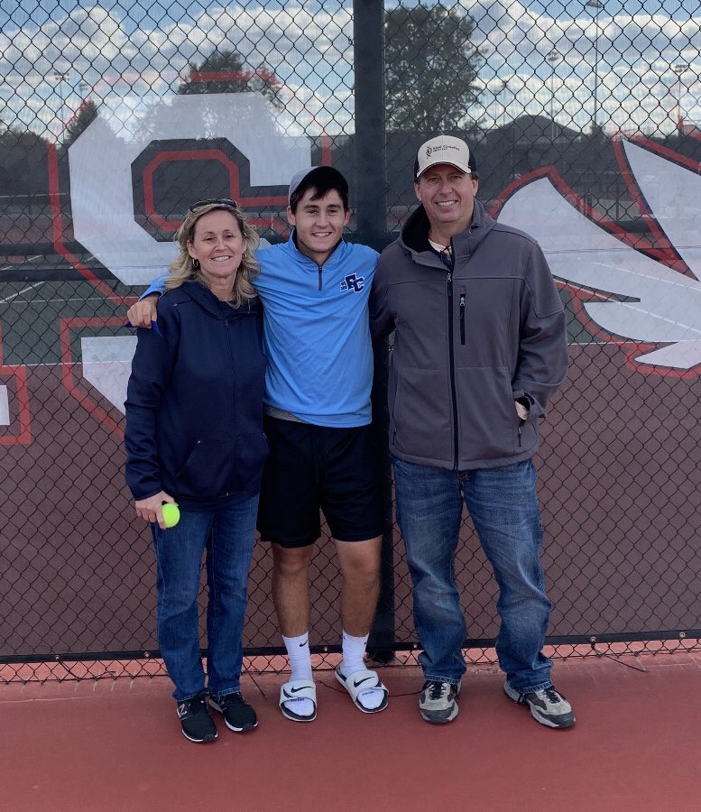 AthleticsFchs's tweet photo. The legend @JackStirn advances to State!!!  2-6, 6-0, 6-1 @AthleticsFchs @MrRileyFCHS @FCSchoolCorp https://t.co/YBE1oED85o