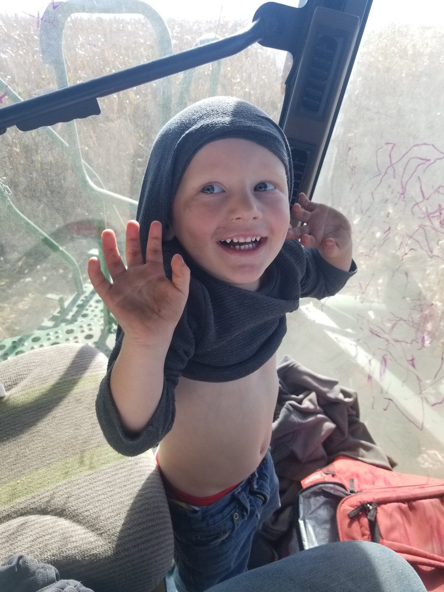 Torie_L's tweet photo. I am cornholio https://t.co/p8QUm7xArZ