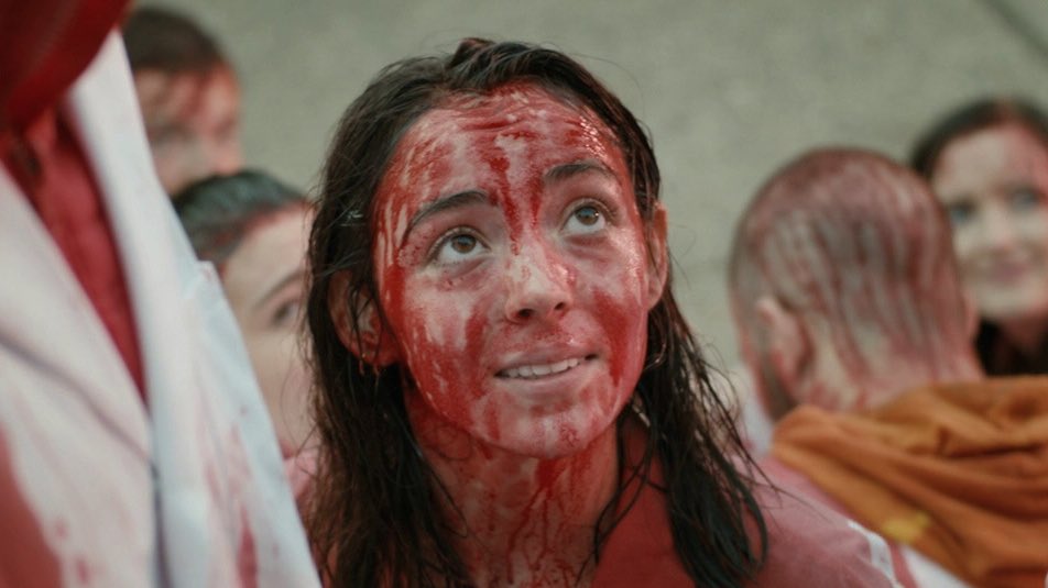 slasherbaddies's tweet photo. blood-soaked women in french horror movies https://t.co/lj2A4d9zPV