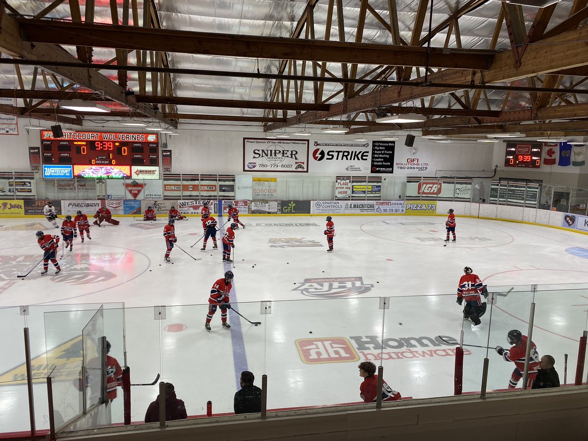 U18AACAC_BP's tweet photo. Warm up!
#gocac #letsgothis https://t.co/WXI2xnhQXT