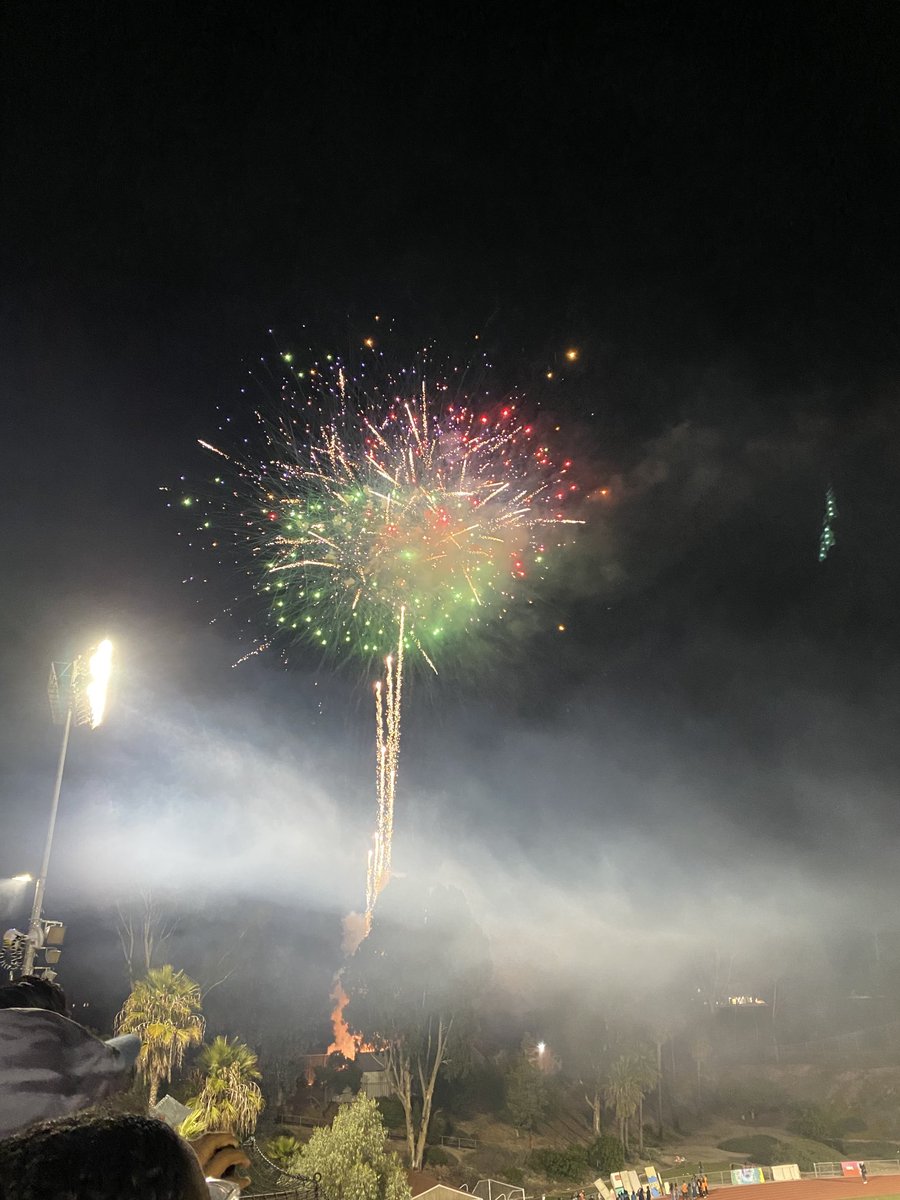 ECHS Homecoming 2021 - Congrats football on your win over San Marcos &amp; great job ASB on an amazing halftime show! Looking forward to the dance tonight! ⁦<a href="/ElCaminoHighSch/">ECHSPride</a>⁩ ⁦@OsideSup⁩ ⁦@ECHSWildcatFB⁩