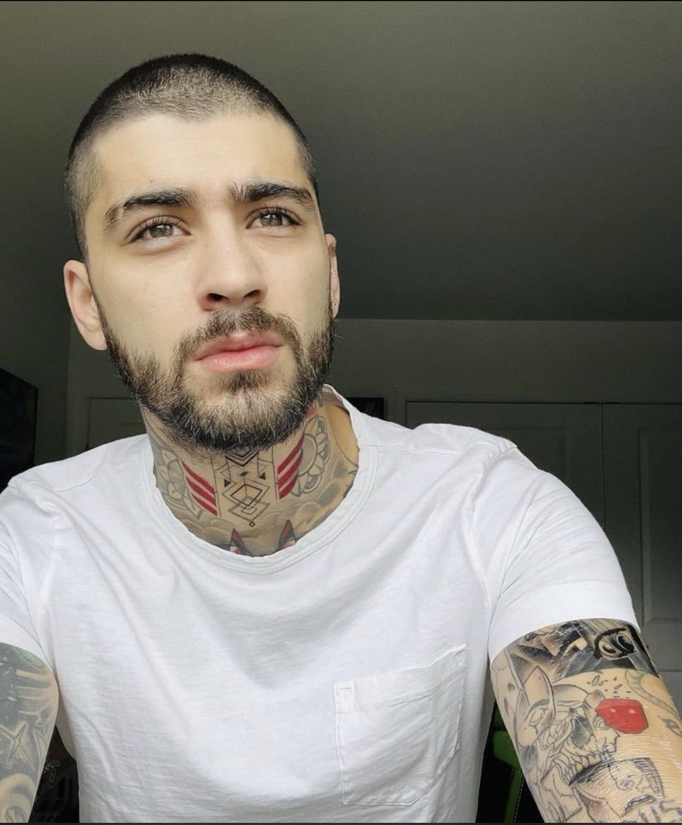 zafepIace's tweet photo. the new tattoos 🥵 https://t.co/Rv9lEH3Mwr