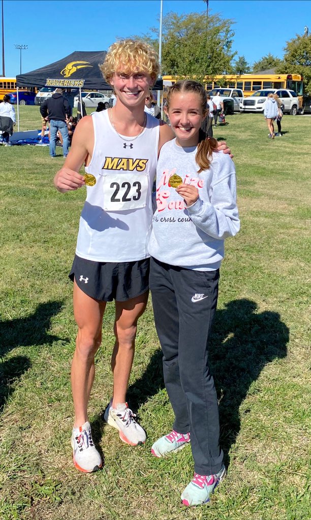 MaizeSouthXC's tweet photo. 2 of your Maize South Seniors are AVCTL Division 1 league Champions!! Great win today @brittonkellyy &amp; @vaughndecker11 !! https://t.co/n93plNAfSJ