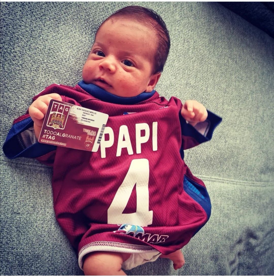 Feliz 80 aniversario mi pontevedriña..❤️ Orgulloso de poder defenderte,por muchos mas! 🎂