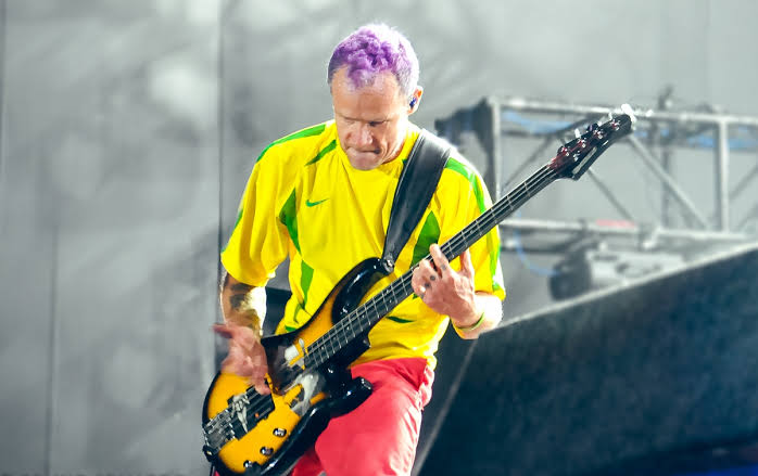 FreakOnBass_'s tweet image. Aniversário do brabo 🥳

#HappyBirthdayFlea