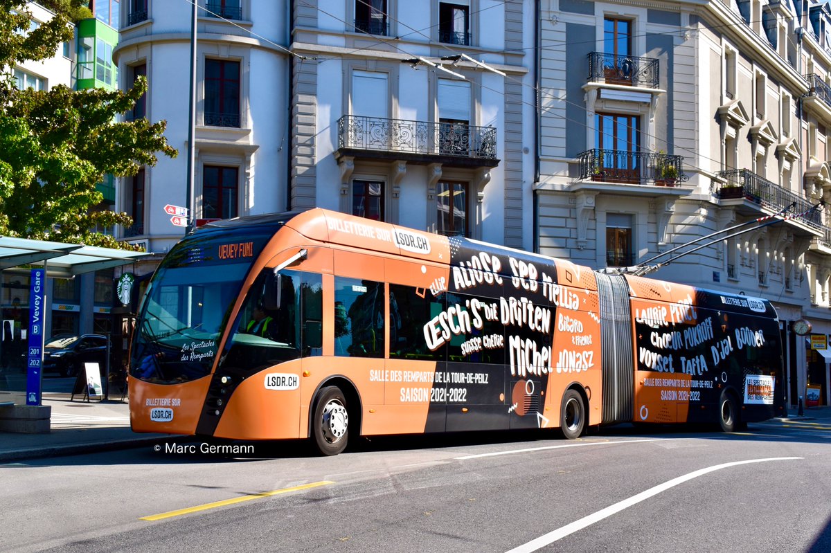 Trolleybus_Off's tweet photo. Trolleybus VanHool Exqui.City18 T n°816 en service sur la ligne 201.
#TeamNAW700 #VanHool #VMCV #ExquiCity #Bus #Trolleybus #ligne201 #VMCV816
© Marc Germann https://t.co/w4pA3t8rFW