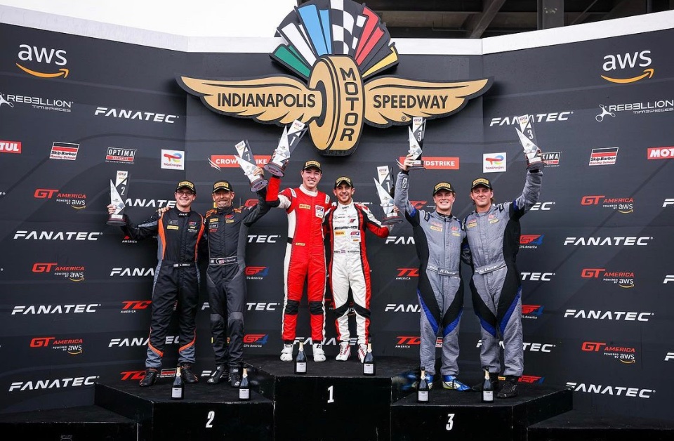 The__Advantage's tweet photo. Seven @AMR_Official Vantage GT4 crews wrap top the 2021 @GT4America #SprintX series with nine podiums between them at season finale from @IMS
https://t.co/tglKlfzl3B https://t.co/SveFcvcHRB