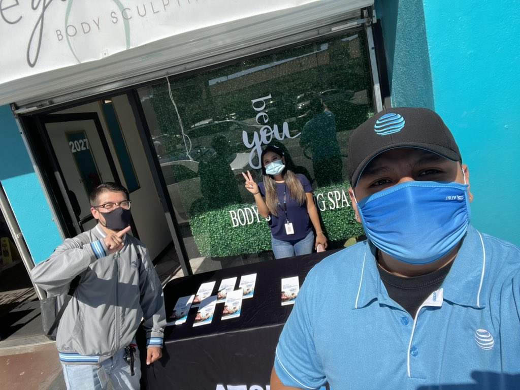 VictorSocal13's tweet photo. The IHX-OBC LA Team is out with the community in Long Beach spreading the word on our Promotions! @JaileneFlores_ @LizSoCal @Agustin1Salgado @AlfredoSoCal @KDavies_IHX https://t.co/PxTAm5YIh1
