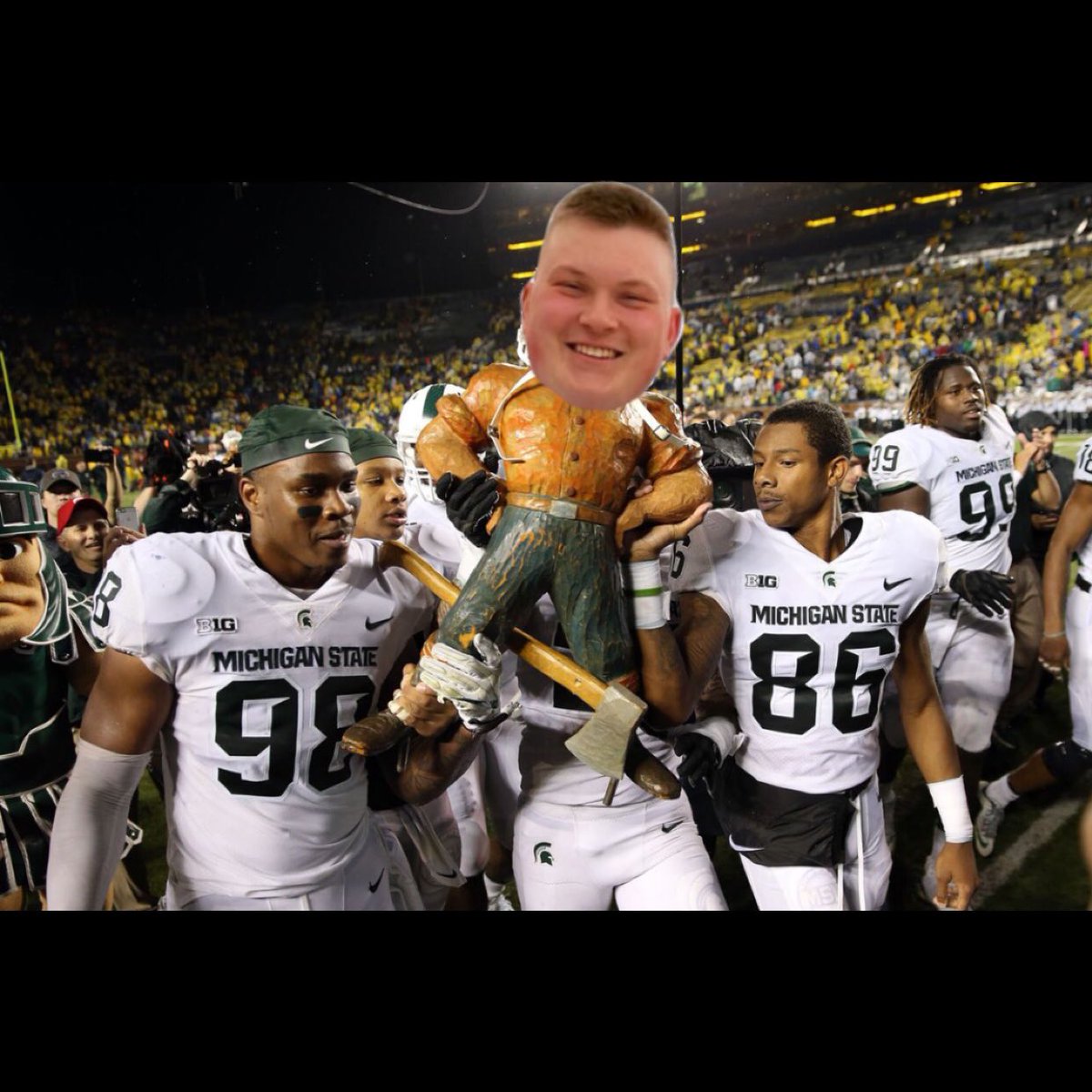 JGrober03's tweet photo. Every year 2 teams from Michigan meet in the Big10. The past 4 years a bet has been held between @Hartmann44 and I. In the past it has been loser buys beer, a shot, a pitcher, etc. This year Mike suggests we go to social media to let others decide. Comment what you’d like to see. https://t.co/bAxkzaylEa