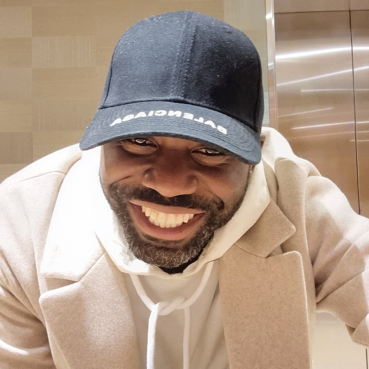 Smile for me. Have a good weekend 😁😁😁😁