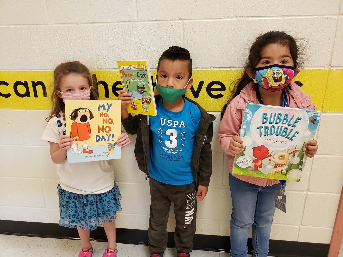 ScottScorpions's tweet photo. Birthday Book Giveaway! #studentchoice #oneccps https://t.co/tckX7xB0Qp