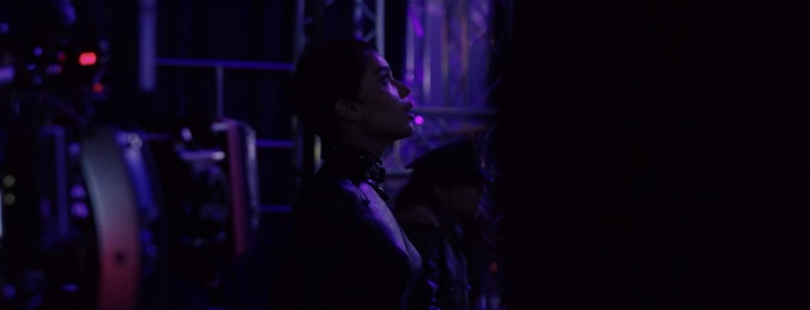 BatcatPosts's tweet photo. SELINA KYLE!!! https://t.co/FRFhQCyGHU