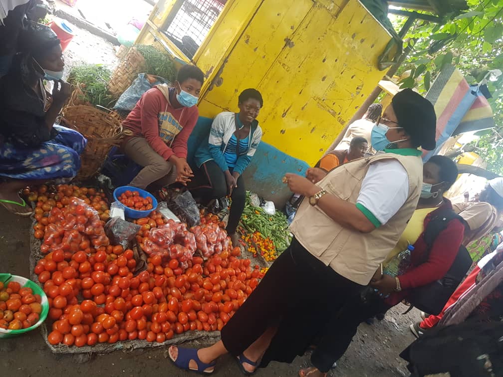 Reachoutreo's tweet photo. #HappyWorldFoodDay 
Our women now turned IDPs, u are our concern 4 what u represent to us. #FromTheFarmToTheTable
@SwissAmbYaounde 
@GermanyinCMR 
@FRauCameroun 
@CanadaCameroon
@UEauCameroun 
@FESKamerun 
@UKinCameroon 
@USEmbYaounde 
@JLStalon 
@whatthewomensay 
@OchaCameroon https://t.co/ZKAdl1rlfF