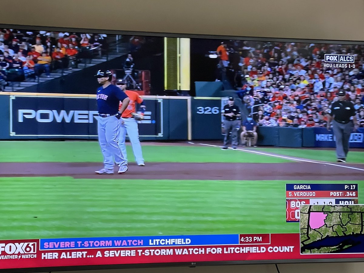varney_jim's tweet photo. @FOX61News Who’s winning..Fox 61 is #ALCS2021 #BostonRedSox https://t.co/2coFRz9LlP