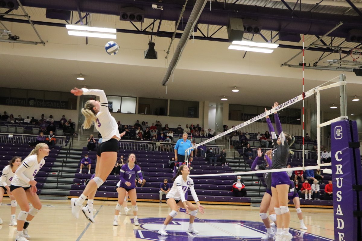cap_athletics's tweet image. .@CapVolleyball Drops a Pair of Tough Matches to Mount Union and Denison #CapFam #CapVB

athletics.capital.edu/news/2021/10/1…