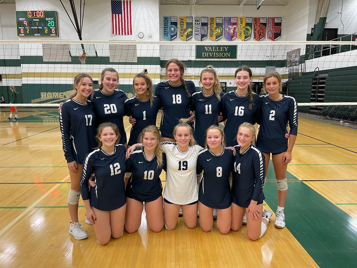 XHSVolleyball's tweet photo. #WeAre

CRANDIC CHAMPIONS!

So proud of these kids and how are they worked today. This is only the second time in Xavier history that a sophomore team has won the CRANDIC! 

Go Saints! https://t.co/nL9YnbbvsT