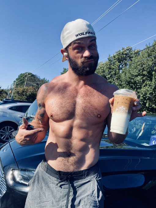Gym time and a coffee break all wrapped in one @scallysex @thexxlmen @HotMaleStuds @GAYXXXBLOG @theQueerPig<a href="/tag/onlyfans"class="tags"><span>#onlyfans</span></a><a href="/tag/gayonlyfans"class="tags"><span>#gayonlyfans</span></a>