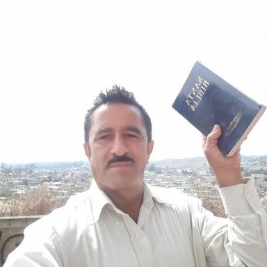 videoschapincie's tweet photo. Él Señor pastor de la iglesia https://t.co/pLMRp6SYLa