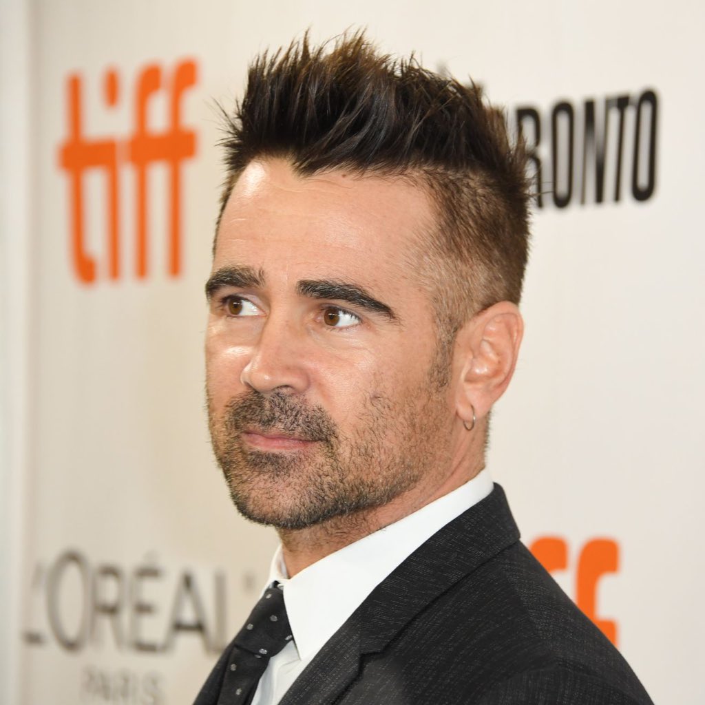 Colin Farrell en #TheBatman  

Colin Farrell en la vida real.

Un aplauso para el equipo de caracterización de la película. 👏