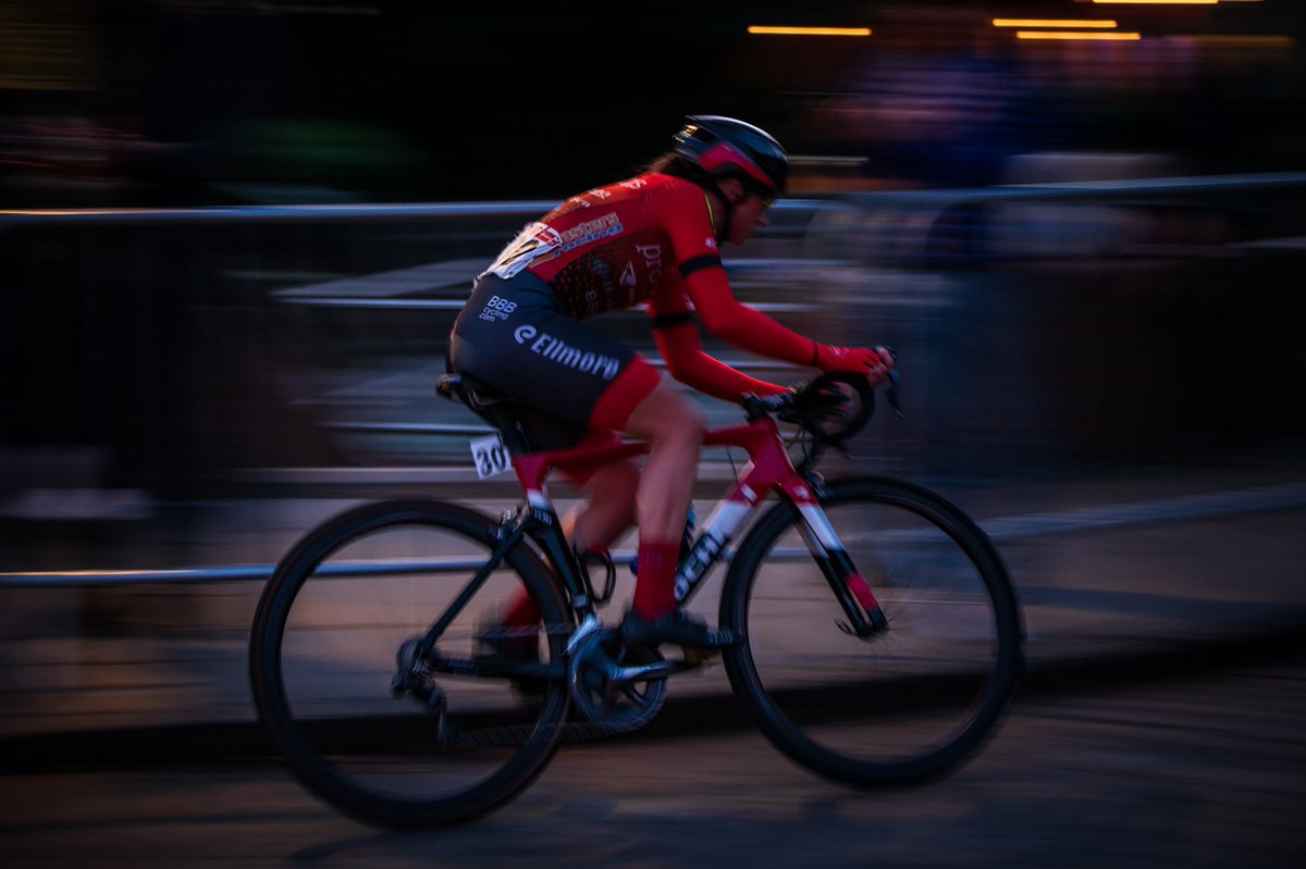 A few more of my favs from last nights circuit racing <a href="/LincolnGrandPri/">Rapha Lincoln Grand Prix</a> <a href="/BritishCycling/">British Cycling</a> <a href="/ethan_hayter/">Ethan Hayter</a> <a href="/INEOSGrenadiers/">INEOS Grenadiers</a> <a href="/FinishLineRT/">Smurfit Westrock Cycling Team</a>