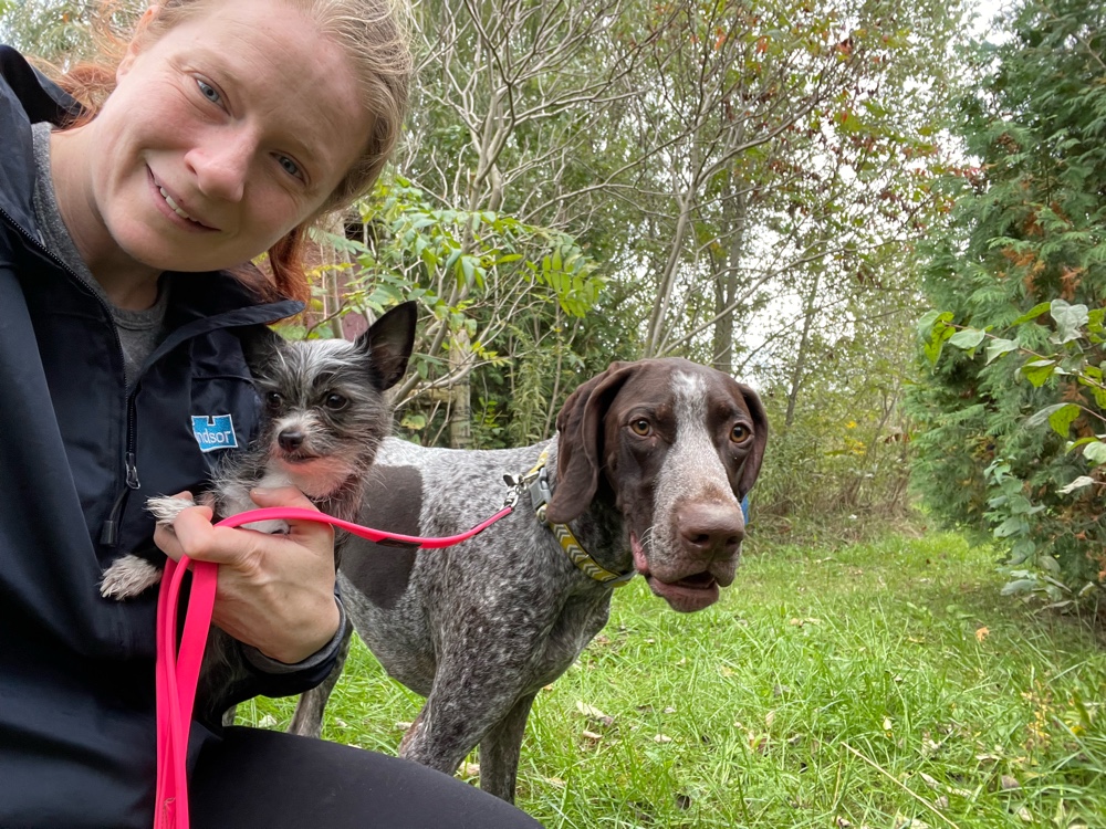 PullyDogs's tweet image. Cosmo, Roxy and I just #ResQwalked 1.14 km on our home trails in support of animals in need! Thanks  resqwalk.com