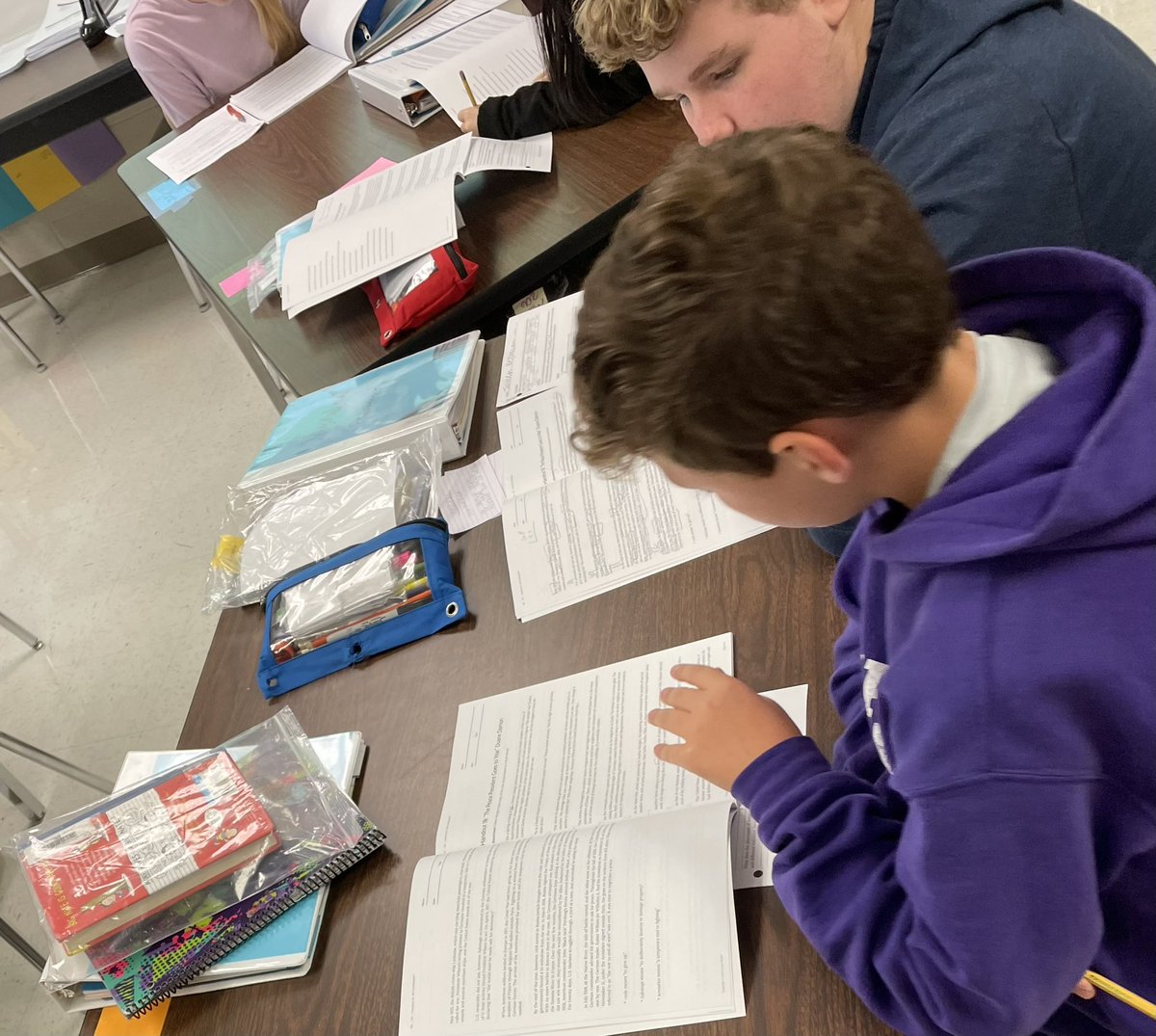 JMorris8thELA's tweet photo. I love hearing those academic conversations and collaborations centered around key texts. Here my students are working in pairs and table groups to create a timeline of countries joining WWI. @PanthersPwms @WitWisdomELA @8thPwms #Sumnerachieves https://t.co/DSnKrUEDIW