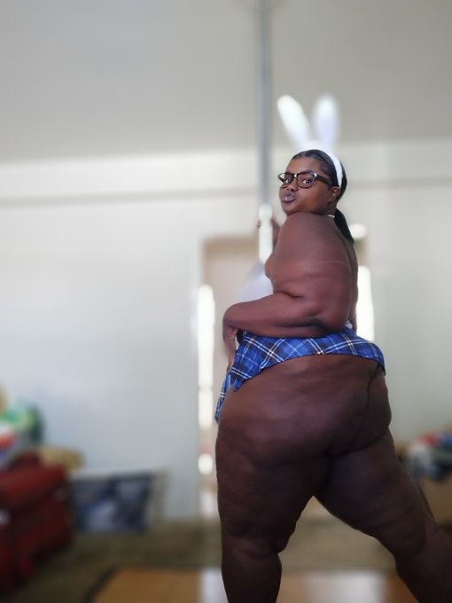 Ass so big like the sun🥴 Retweet me daddy😩💦 https://t.co/5ugu43Ngu1<a href="/tag/newprofilepic"class="tags"><span>#newprofilepic</span></a>