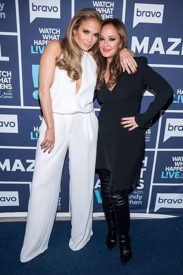 Beard_Club's tweet photo. Despite hired ๐#GayMerkins like Alex Rodriguez & Ben Affleck, we all really know that Jen Loplez's longterm ๐Sapphic partner๐ญ is Leah Remini #FakeShowbiz #GayMafia #Muffia https://t.co/u9OJ4TldzM https://t.co/mPEGC4jK07