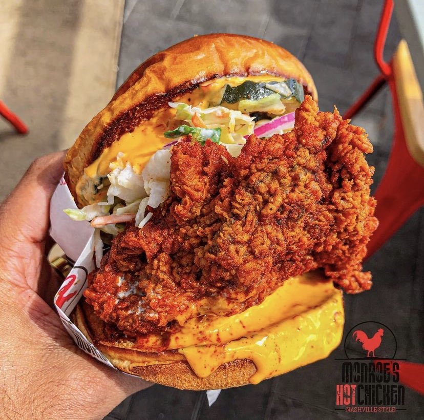 SAUEBLACKFOODIE's tweet photo. So Good 🤤🔥

📍 Monroe's Hot Chicken (Black Owned) | Phoenix, AZ https://t.co/I58BXJL7t1