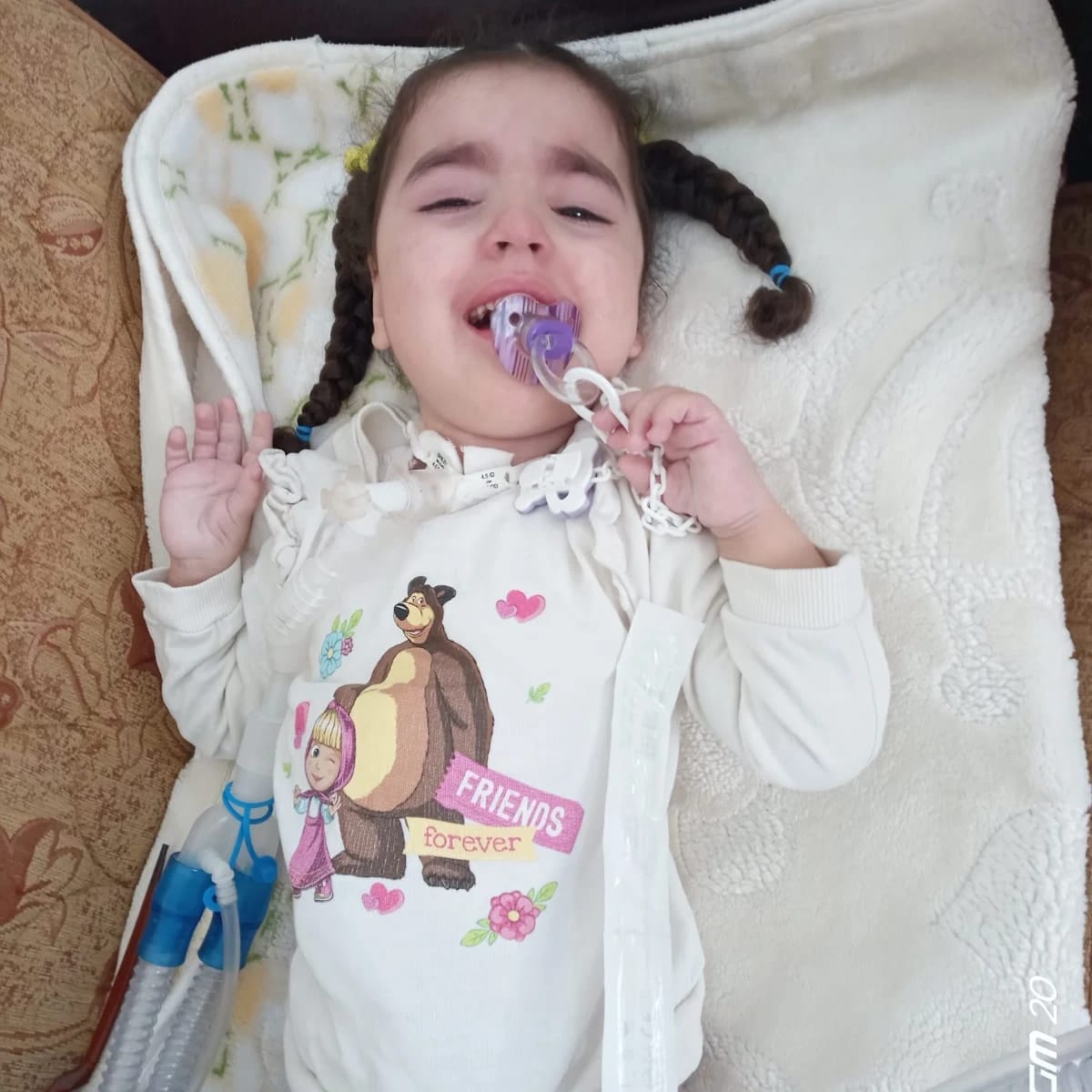 ebrar_kazandi's tweet photo. Son 700 gram..Kilo almasın diye aç uyutuluyor.Vücut direnci düşüyor.Kalça çıkığı çok canını acıtıyor.Tedavi şansını kaybetmemeli.Küçük büyük demeden BAGISLARINIZI esirgemeyin 🙌

#BabyHamster #selametle #GönülDağı #MevlidKandili #KalbimSenin Feyza Altun Ayşe Özdoğan Last Summer https://t.co/t5Jlkrg9QN