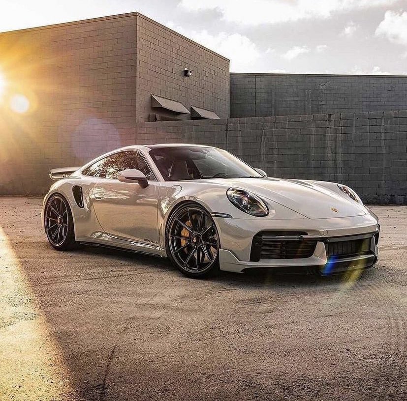 LuxuryCars365's tweet image. Porsche 911 Turbo S 💰