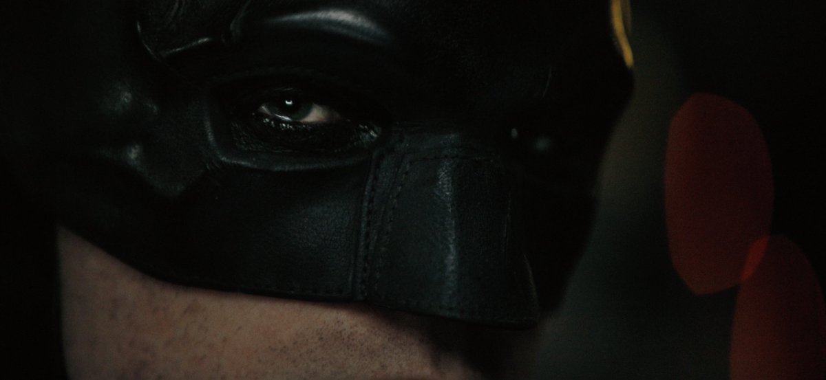 screentime's tweet photo. 4K shots of Robert Pattinson as #TheBatman https://t.co/roDeremrqp