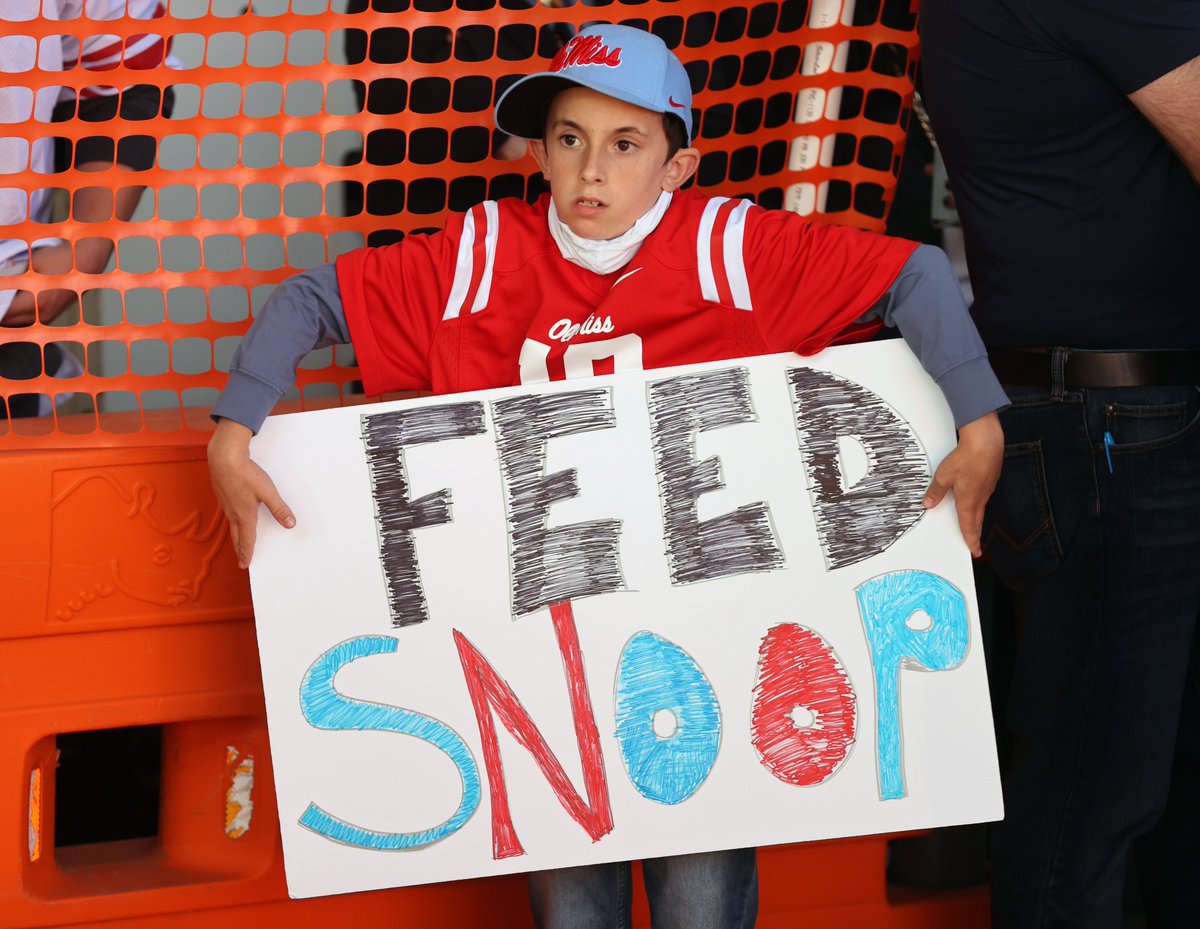 OleMissPix's tweet photo. RT if you agree. https://t.co/lMbqHCrGAg