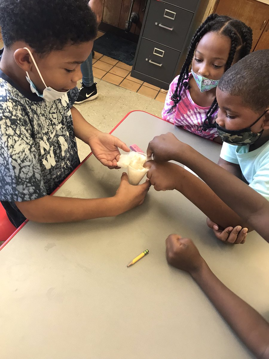 Hypothesizing, observing properties, and determining what kind of change is happening between different solids and liquids! <a href="/UNCGMSPS/">Moss Street Partnership School</a>