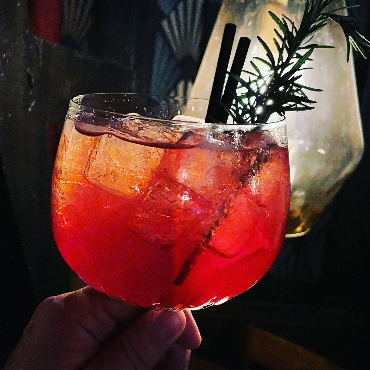 marook's tweet photo. Saturday night cocktails..
#cocktail #slowgin #gingerbeer #theSocialPub https://t.co/YSYb5e43W5