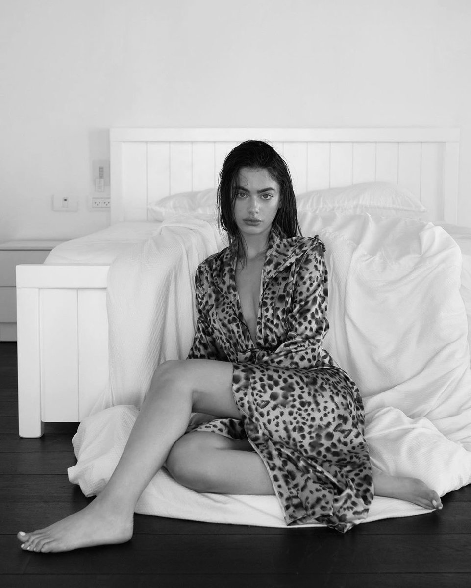 ᅟᅟ
ᅟᅟ
                 𝓨𝒐𝒖 𝒎𝒂𝒌𝒆 𝒎𝒆 𝒍𝒊𝒗𝒆
  𝓦𝒉𝒆𝒏𝒆𝒗𝒆𝒓 𝒕𝒉𝒊𝒔 𝒘𝒐𝒓𝒍𝒅 𝒊𝒔 𝒄𝒓𝒖𝒆𝒍 𝒕𝒐 𝒎𝒆
        𝓘 𝒈𝒐𝒕 𝒚𝒐𝒖 𝒕𝒐 𝒉𝒆𝒍𝒑 𝒎𝒆 𝒇𝒐𝒓𝒈𝒊𝒗𝒆
ᅟᅟ
𝑆𝑒𝑑𝑢𝑐𝑡𝑖𝑣𝑒 𝑆𝑢𝑛𝑑𝑎𝑦
ᅟᅟ
ᅟᅟ