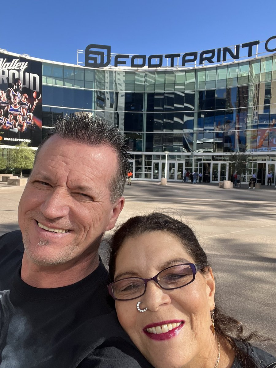 GaryRoyall's tweet photo. Out here for #Bellator268 @FootprintCNTR reppin @TheMMALAB @BellatorMMA #LFG #DefineTheFight #FuckCancer https://t.co/bhX51zrDgD