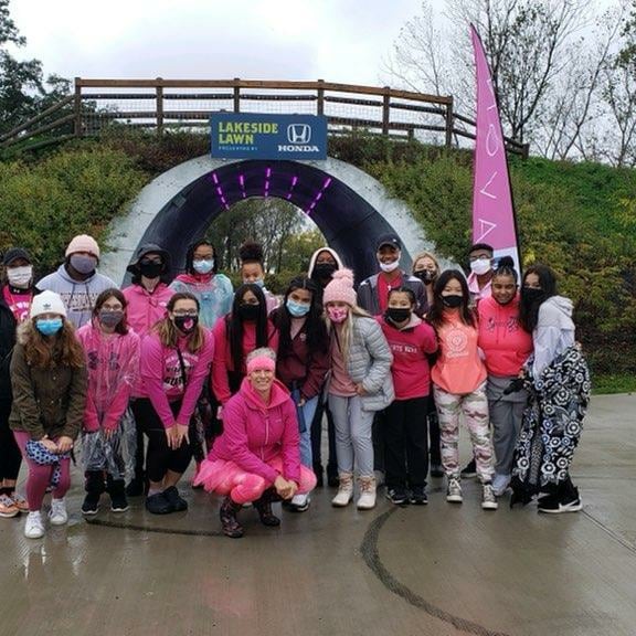 CCSDHighSchool's tweet photo. HS students participate in the Breast Cancer Awareness walk today https://t.co/nnDRsRNreV