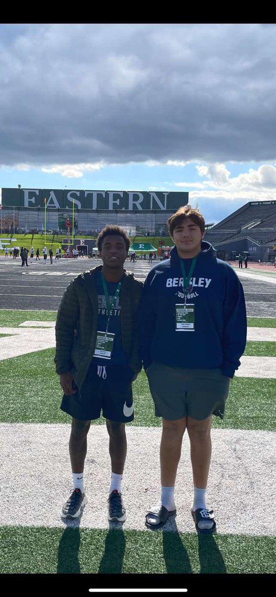 daniels_savod's tweet photo. Had a amzing vist @EMUFB today great atmosphere thanks agian @Coach_Collett for the game inv #TheFactory #ETOUGH @IsaacDawkins1 https://t.co/3PLd6pWNYf