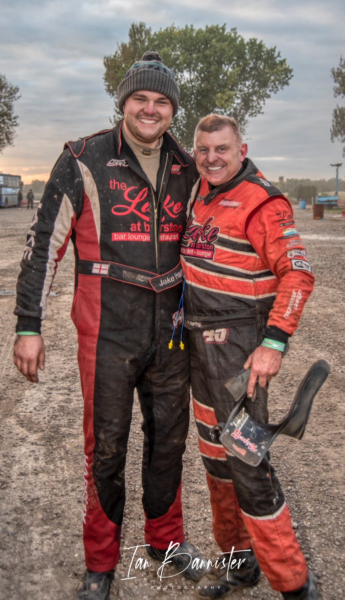 ianabd's tweet image. I was so so pleased when @JAK4Y  (345) win his heat at Mildenhall this evening.  He has had some terrible luck this season and this first win for his new car is thoroughly deserved, and great to see them both smiling after @N16ELS  heat too. @BSCDAF1 @BriSCAFormula1