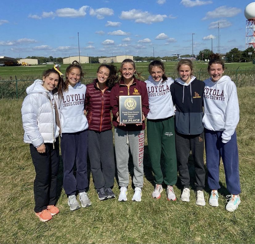 Loyola Girls' XCTF tweet media