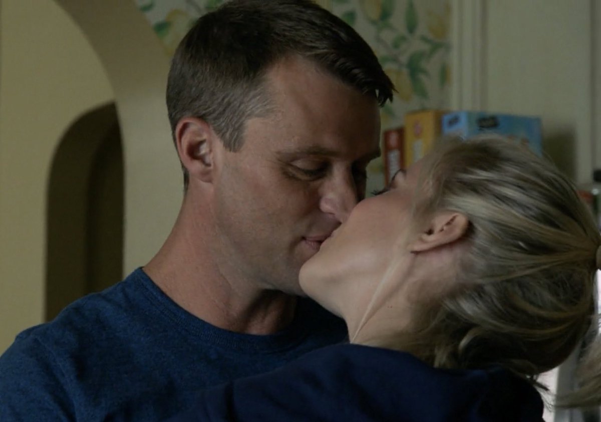 There may be some challenges and hurdles ahead, but let’s all take a minute to appreciate all the wonderful #Brettsey scenes we’ve been given so far this season ❤️🥰 #ChicagoFire #SylvieBrett #MattCasey