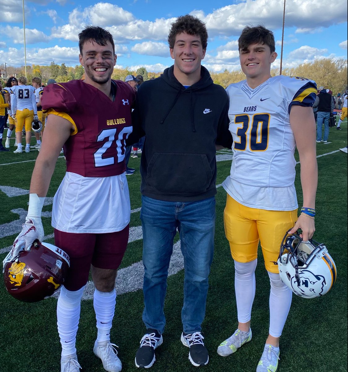 Willowood Lane yard games ➡️ Saturday afternoons 🏈